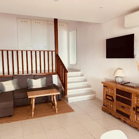 Miramar Villa